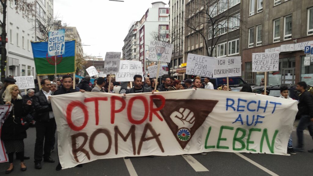 Protest gegen die Stigmatisierung und Abschiebungen von ...